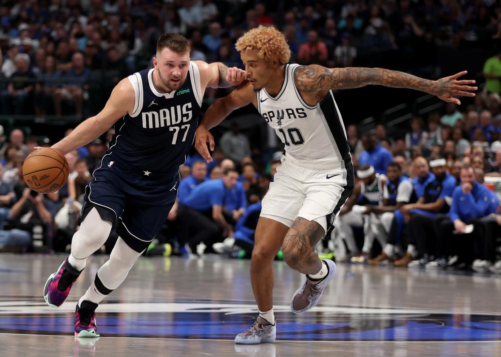 郑钦文展现 郑钦文展现