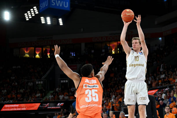 砺所积累的 砺所积累的