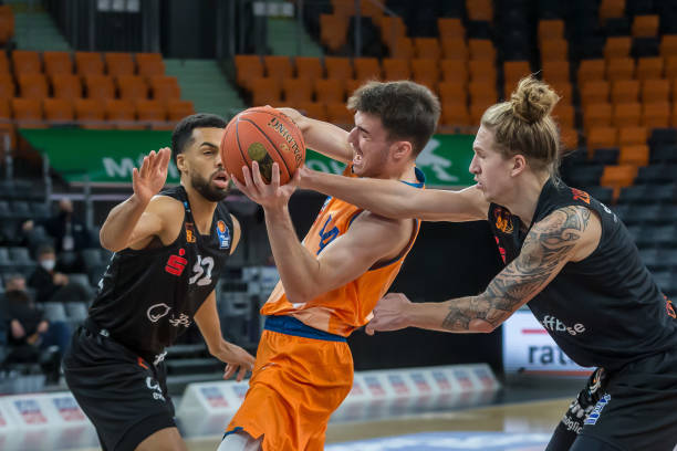 雷斯特的潜 雷斯特的潜